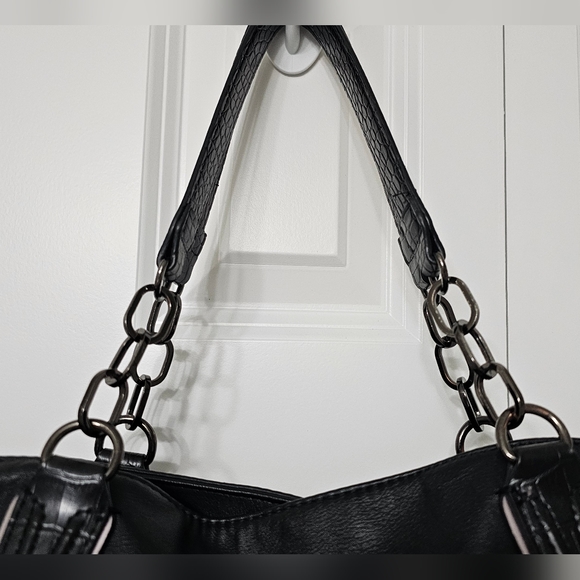 *Simply Vera Purse* - Picture 3 of 16